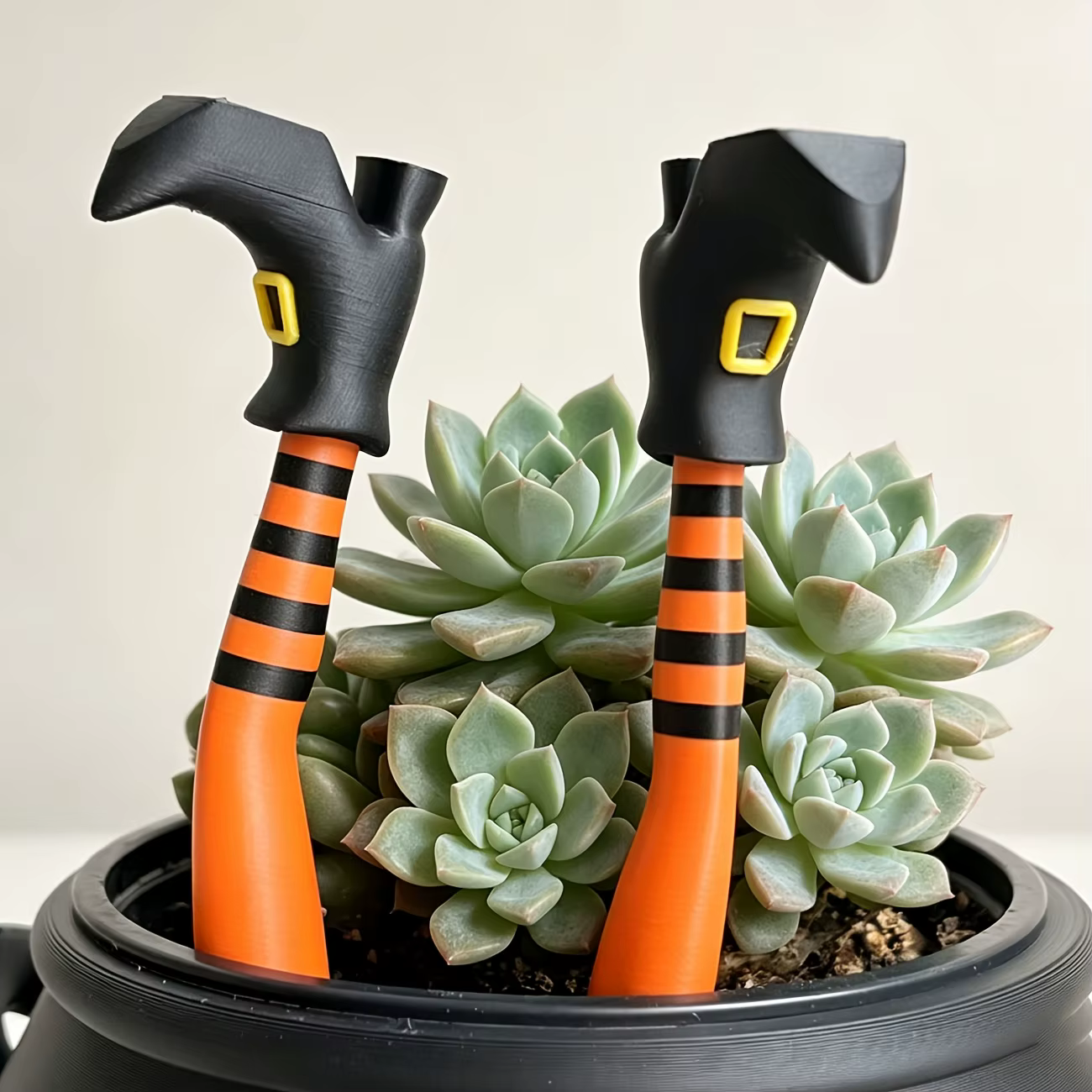Lot de 2 pots de fleurs en forme de jambe de sorcière