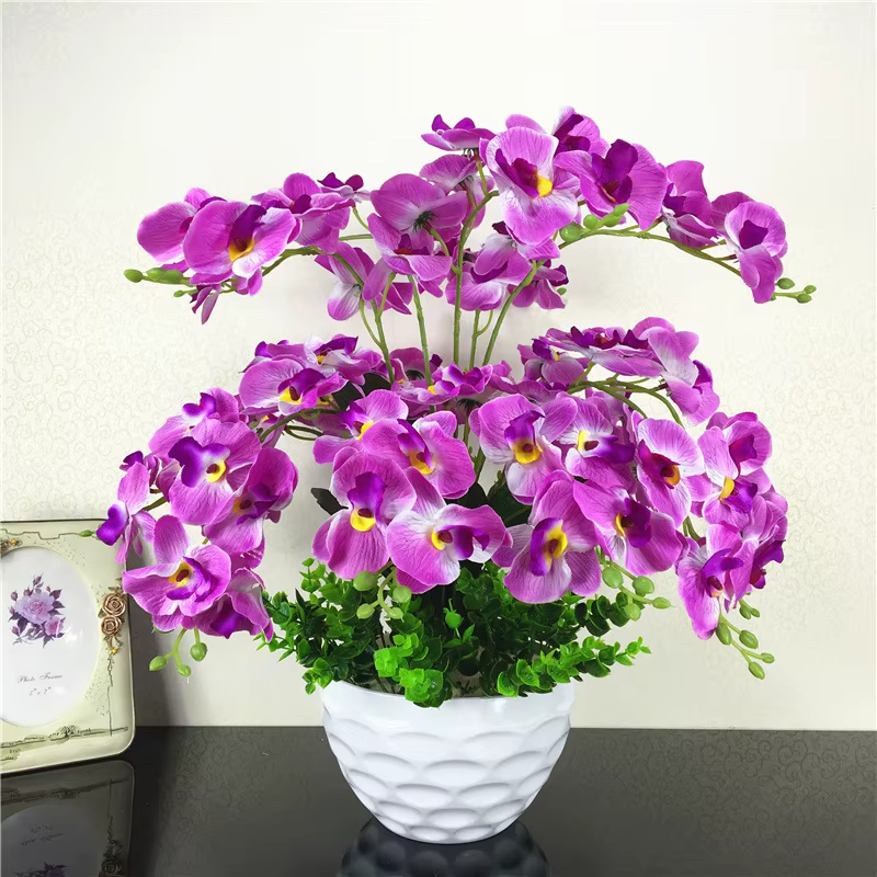 Plante à tête de fleur artificielle