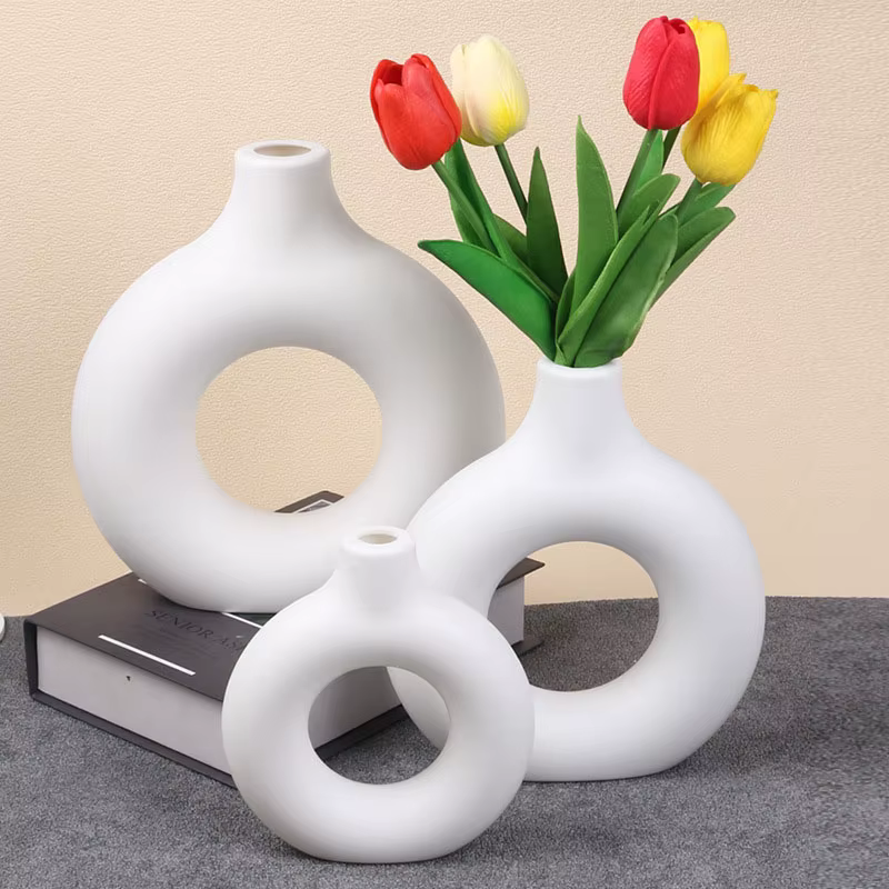 Vase en plastique imitation céramique