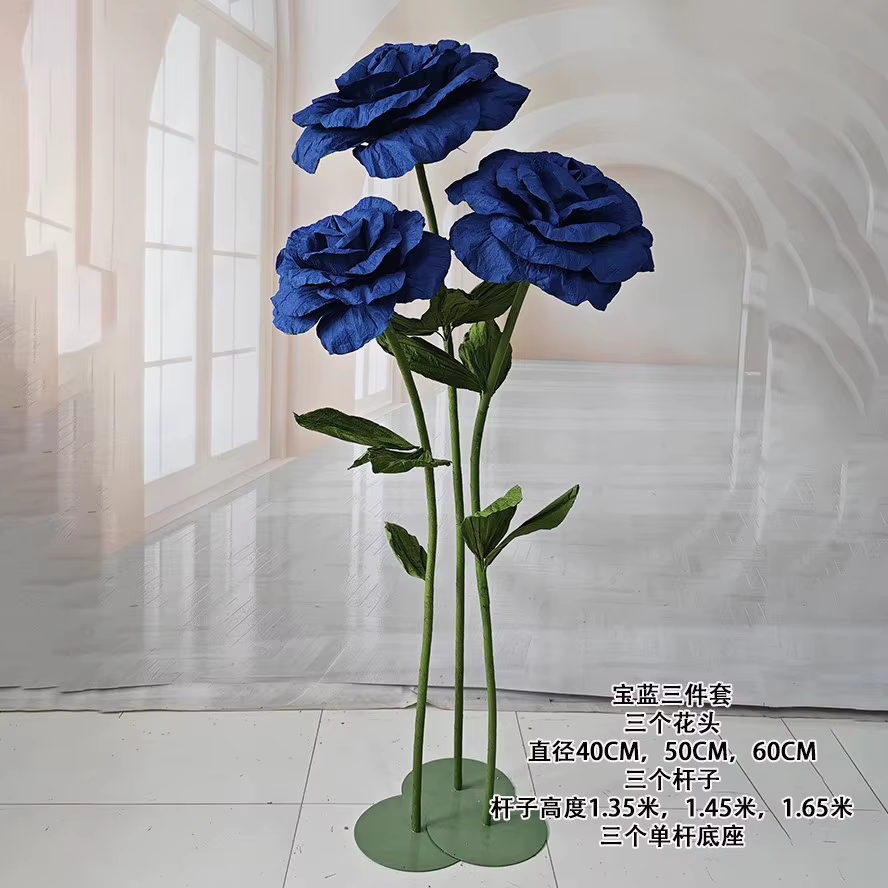 Supports de fleurs roses en papier