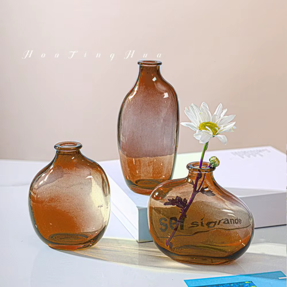 Vase à fleurs en verre de couleur dégradée