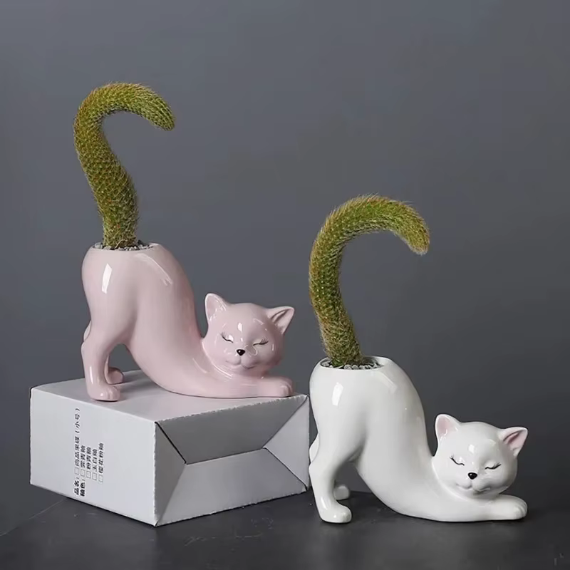 Pot de fleurs en céramique en forme de chaton