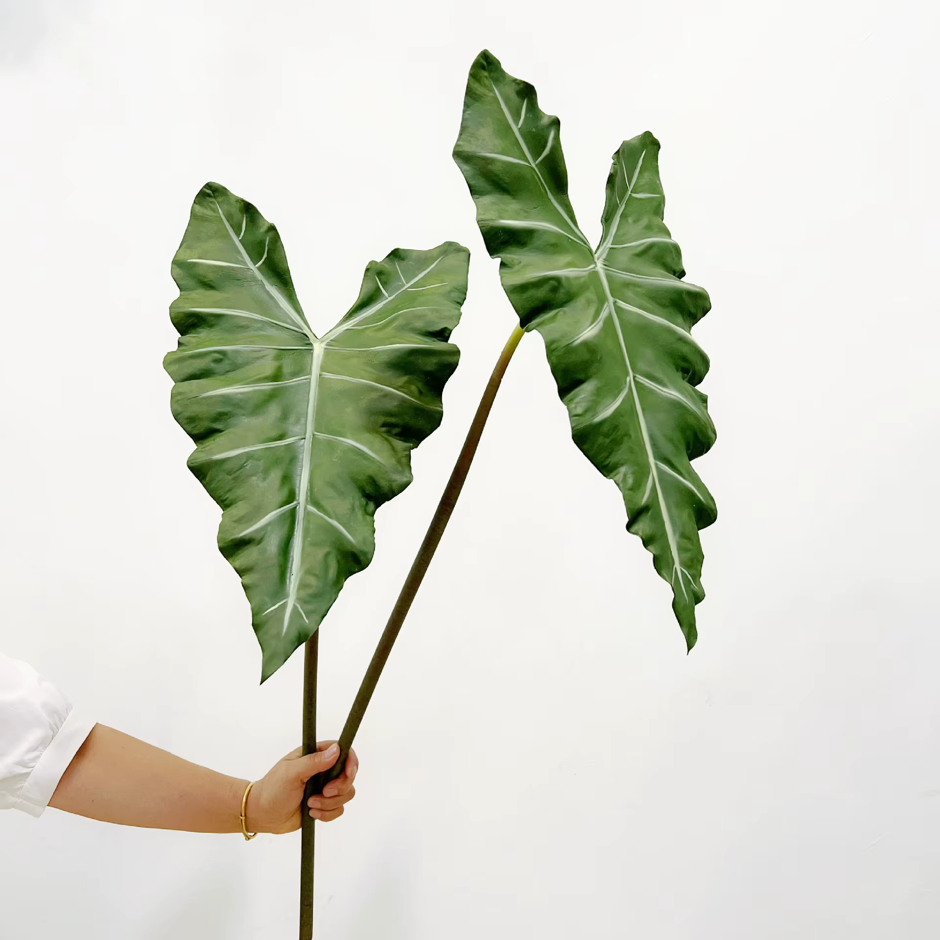 Plante verte en PU simulée