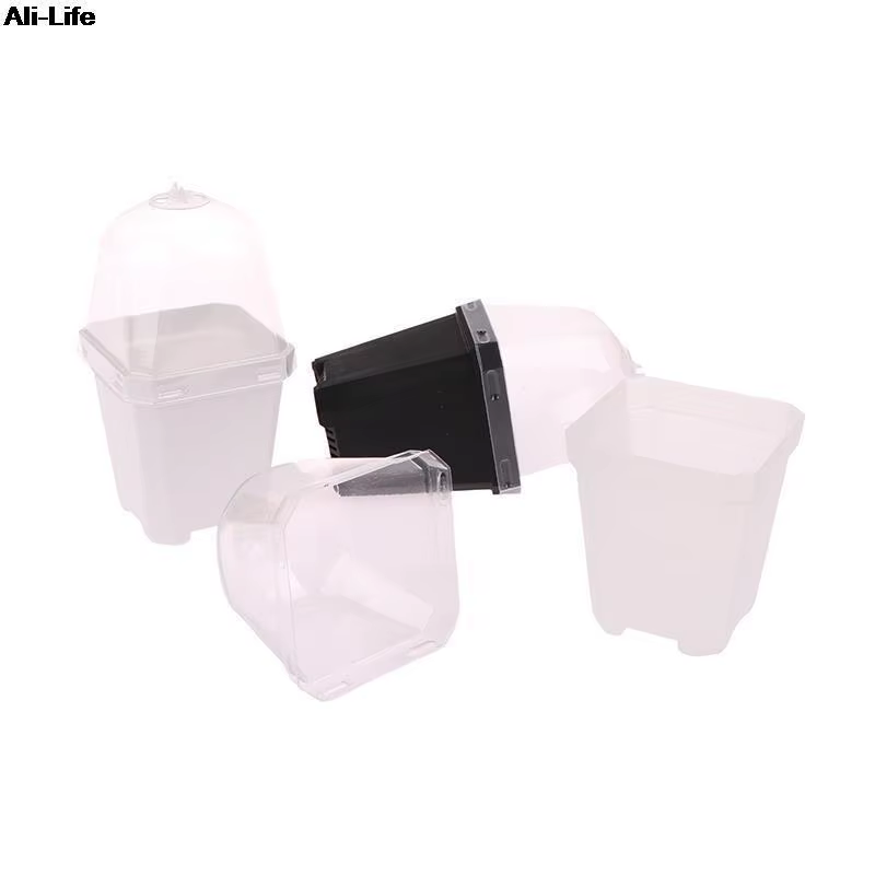 Petit pot de fleur carré avec humidité