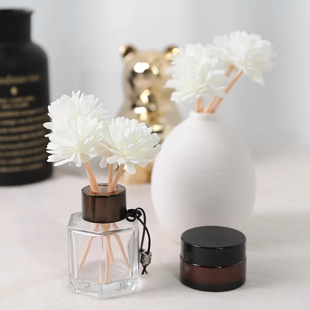 10 bâtonnets diffuseurs d'arômes et fleurs en mousse blanches