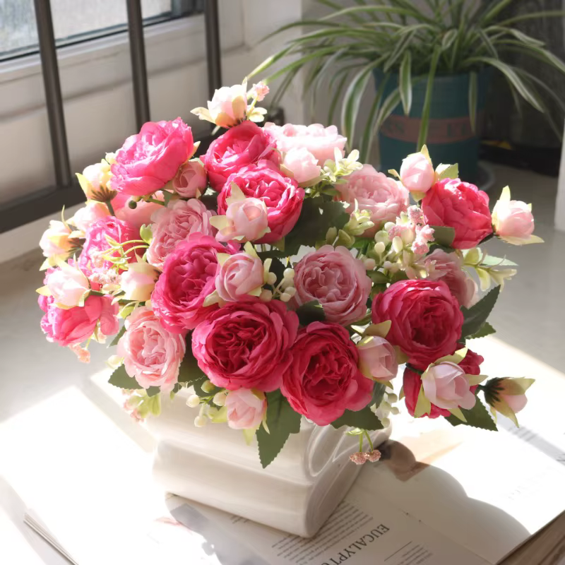 Fausses fleurs violettes en soie