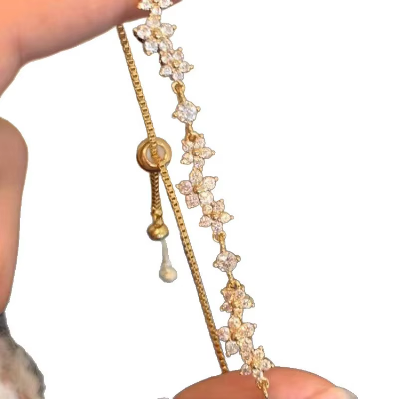 Bracelets de luxe en Zircon pour femmes, brillants et élégants, à fleurs, en métal et cristal, réglables, bijoux cadeaux de mariage