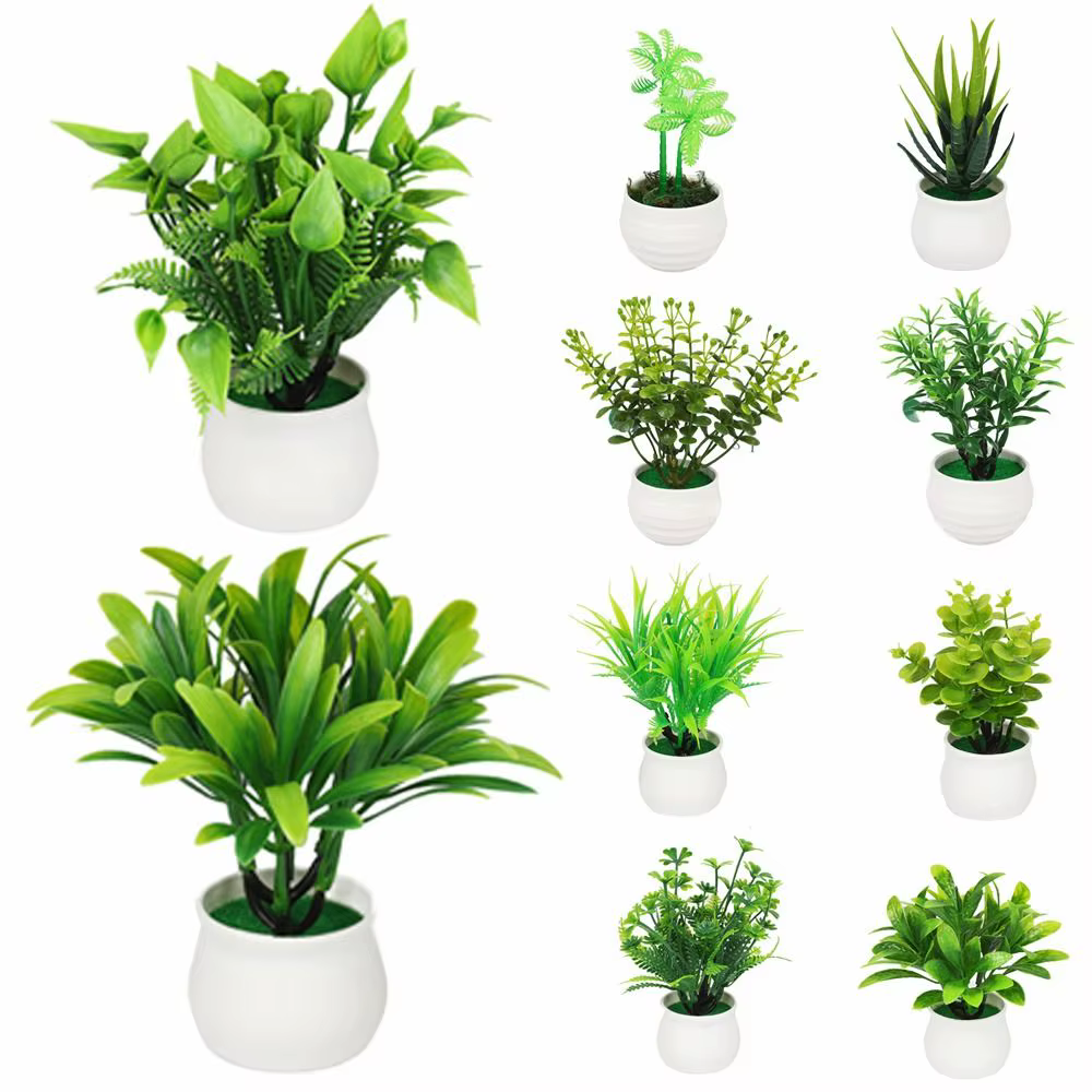 Plantes artificielles vertes bonsaï