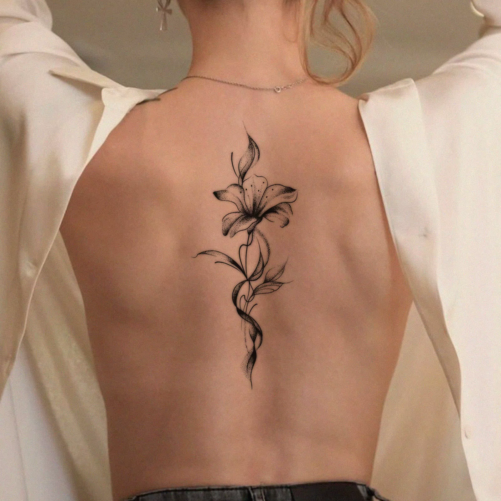 Autocollant de tatouage Black Lily