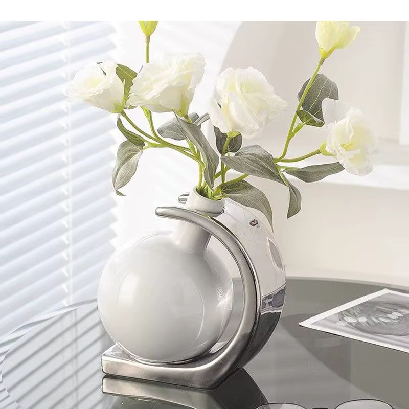 Vase en céramique inclinable