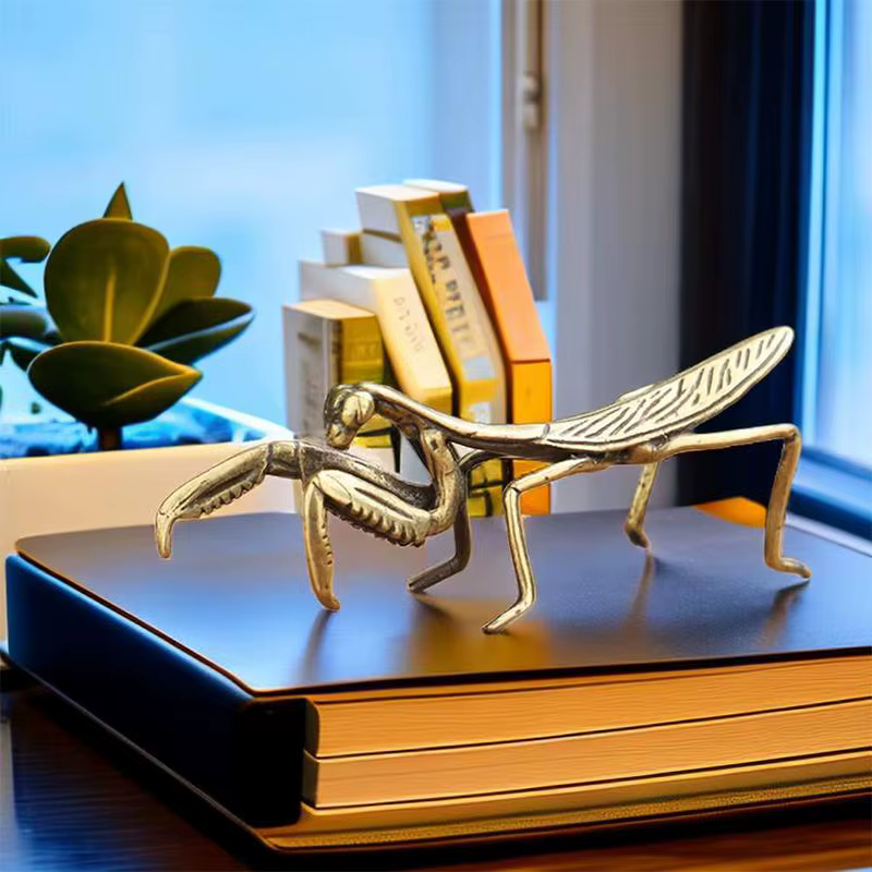 1 pièce Mantis en cuivre miniature