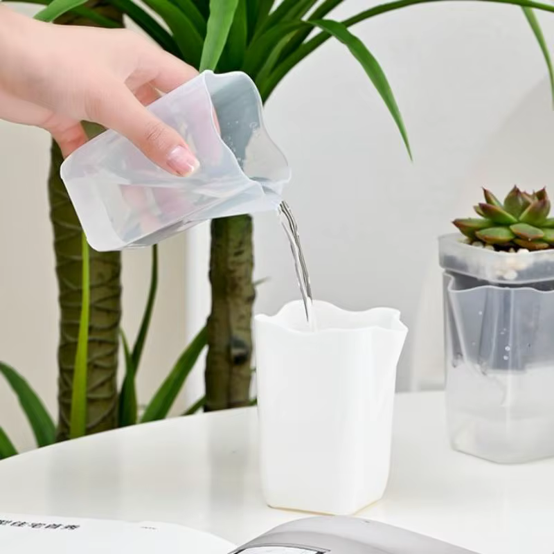 Pots auto-arrosants, pots de pépinière avec trous de drainage