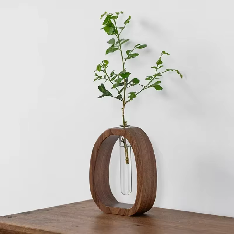 Ustensile à fleurs en bois massif
