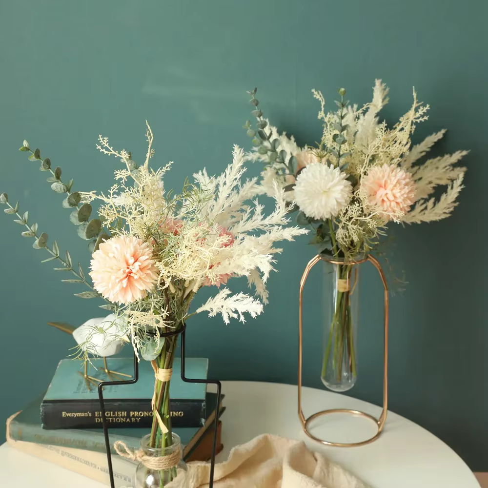 Mélange d'aloès vert Roses d'eucalyptus fleurs artificielles Bouquets de plantes vertes décor à la maison soie fausse