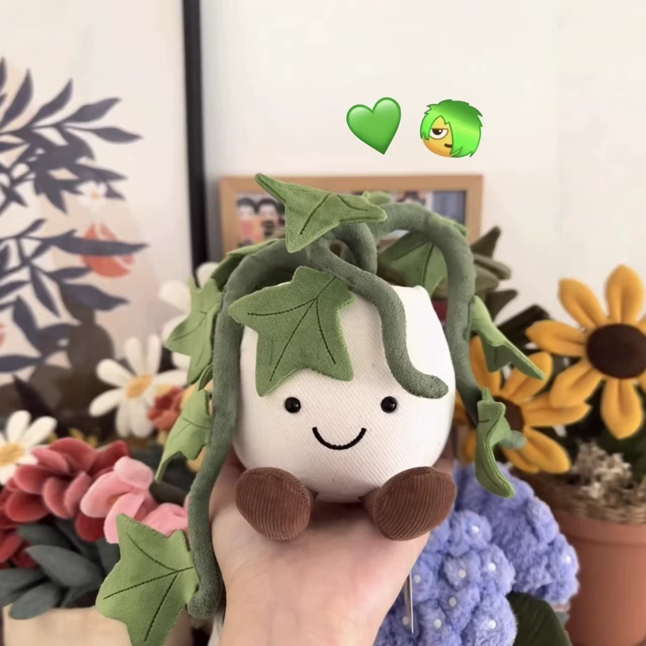 Nouveau produit Jcat : Guirlande de lierre en pot pour décoration intérieure