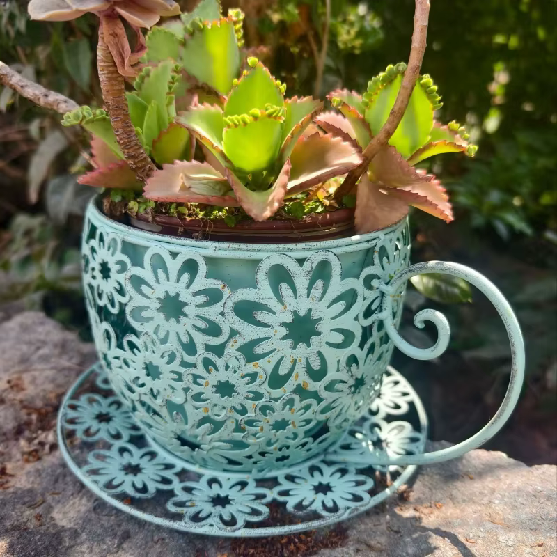Support de pot de fleurs en fer