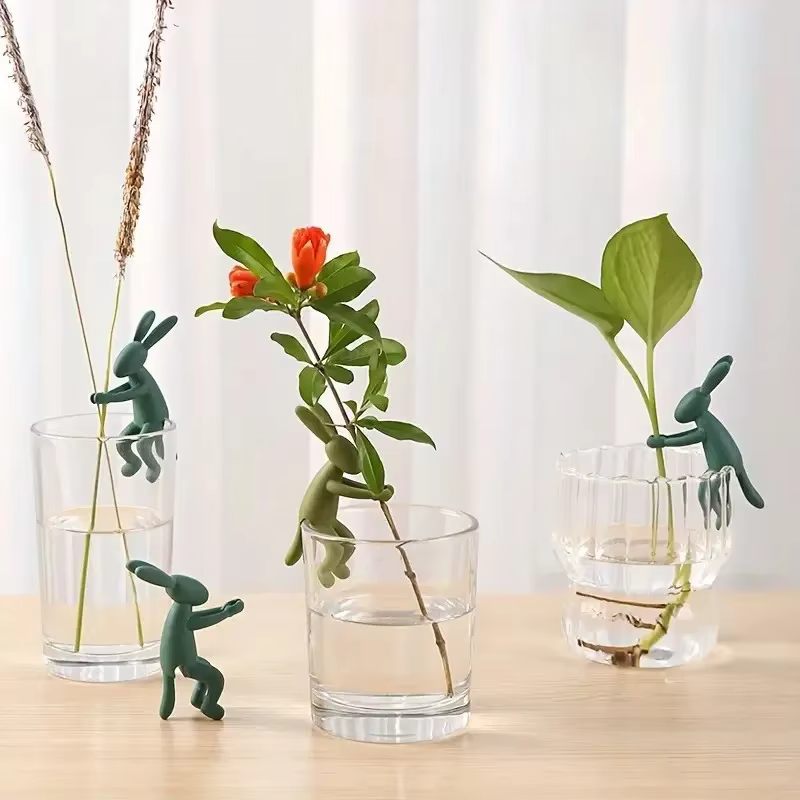 Piquets de plantes lapin singe mignon