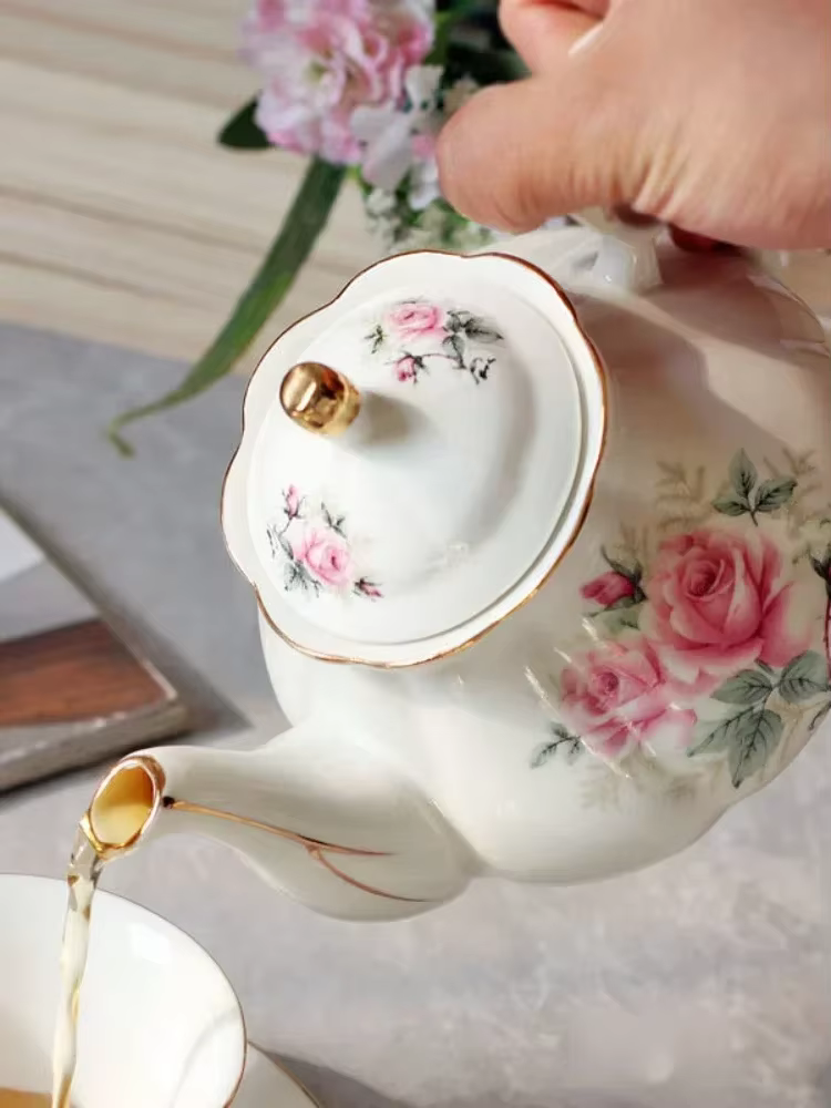Noble Bone China 500ML théière camélia rose Pot café ensemble maison qualité haute porcelaine bouilloire fête pichet