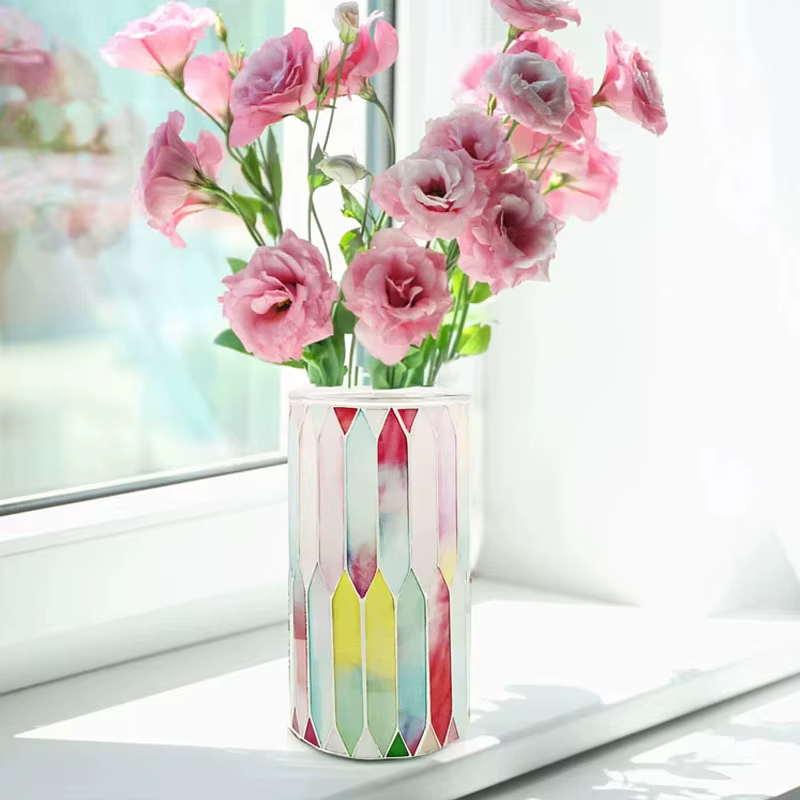 Vase en verre mosaïque droit fait à la main