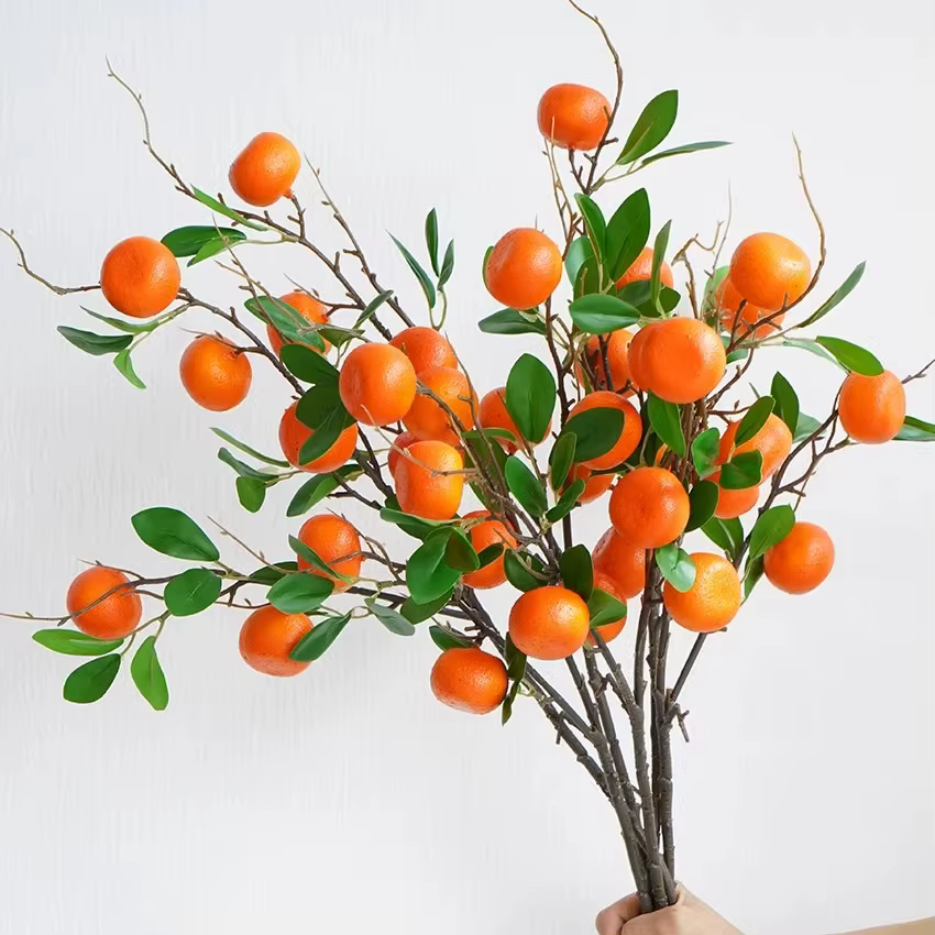 1 arbre à oranges artificiel contenant 6 oranges factices