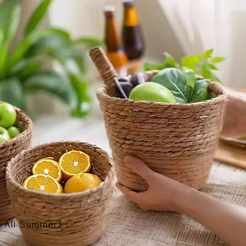 Pot de plantes à fleurs tissées en paille