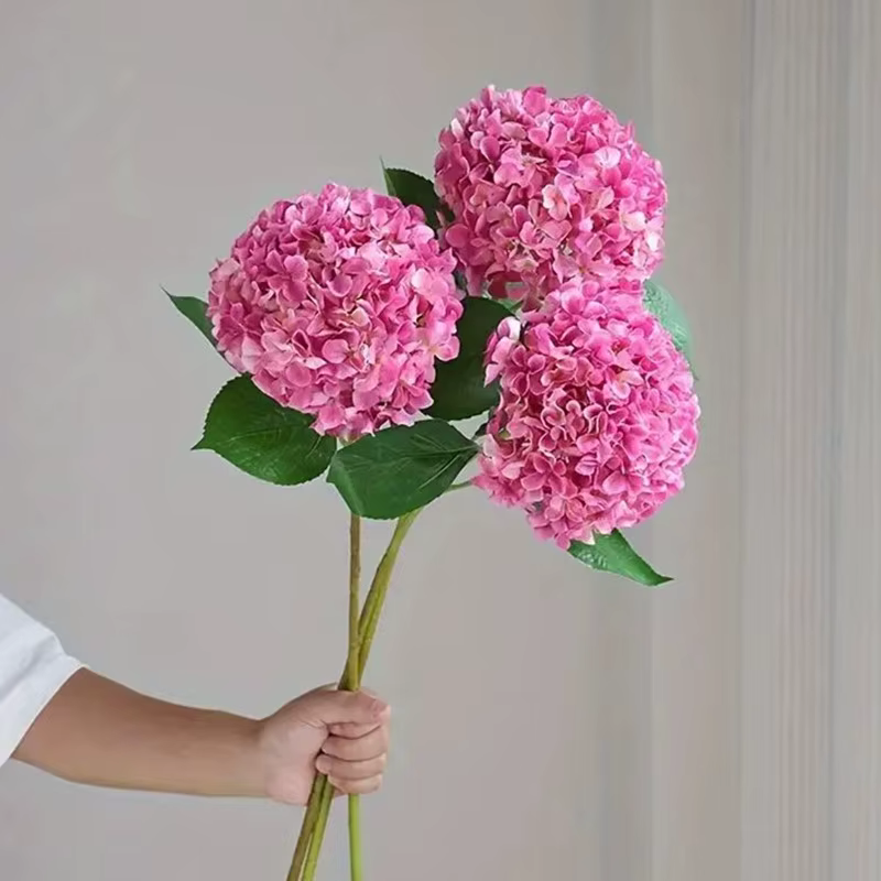 Belle grande fleur d'hortensia artificielle bleue