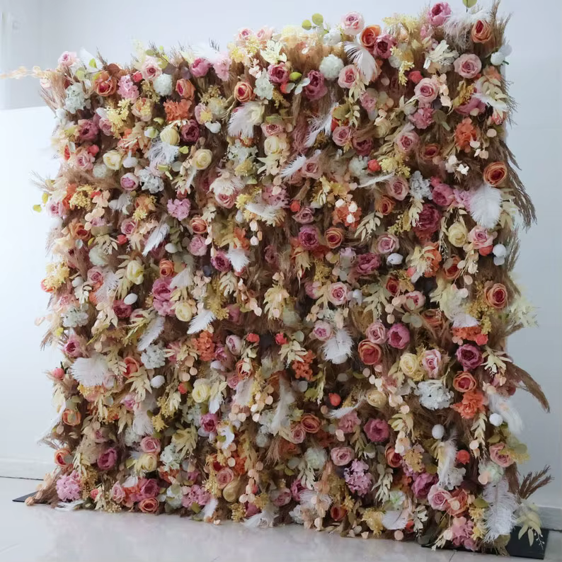 Mur de fleurs artificielles pour mariage