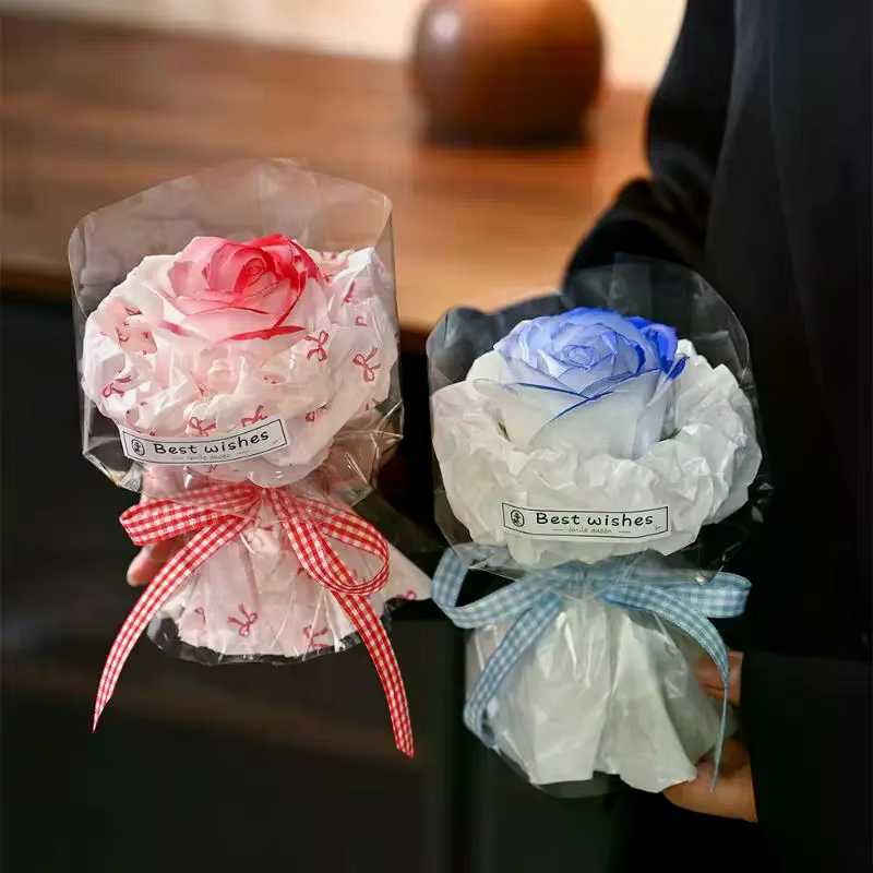 Bouquet de roses artificielles pour Noël