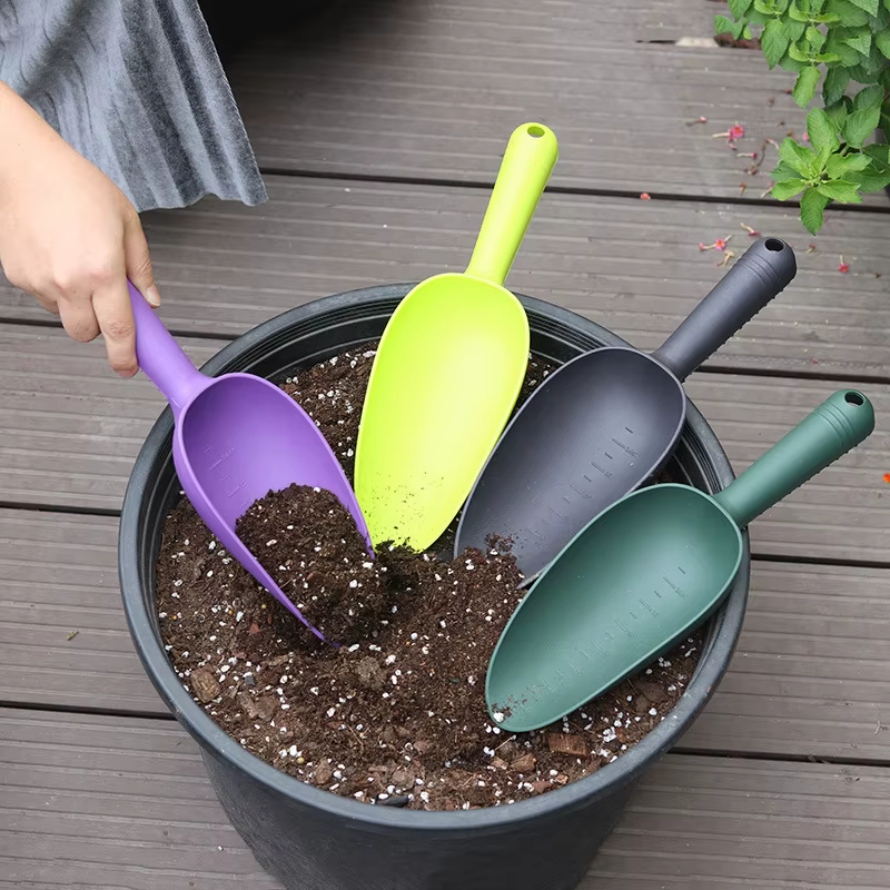 Pelle de jardin pour plantes