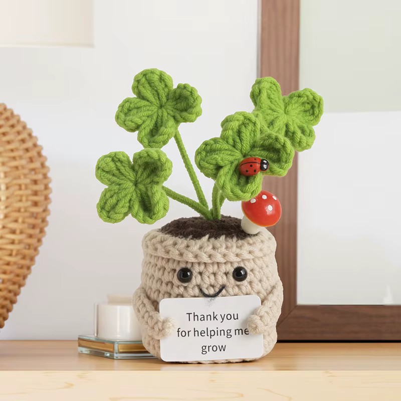 Plante artificielle tricotée en pot