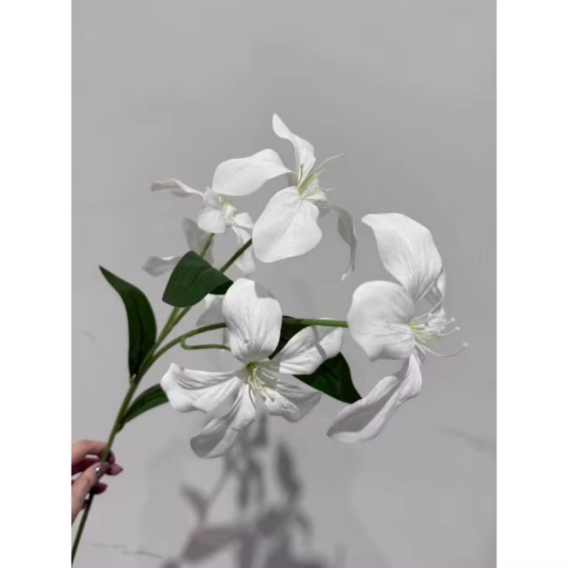 1 pièce de fleurs artificielles en soie