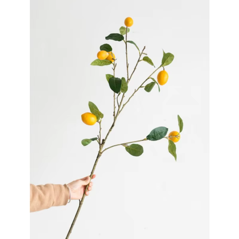 Arbre artificiel de citronnier de printemps