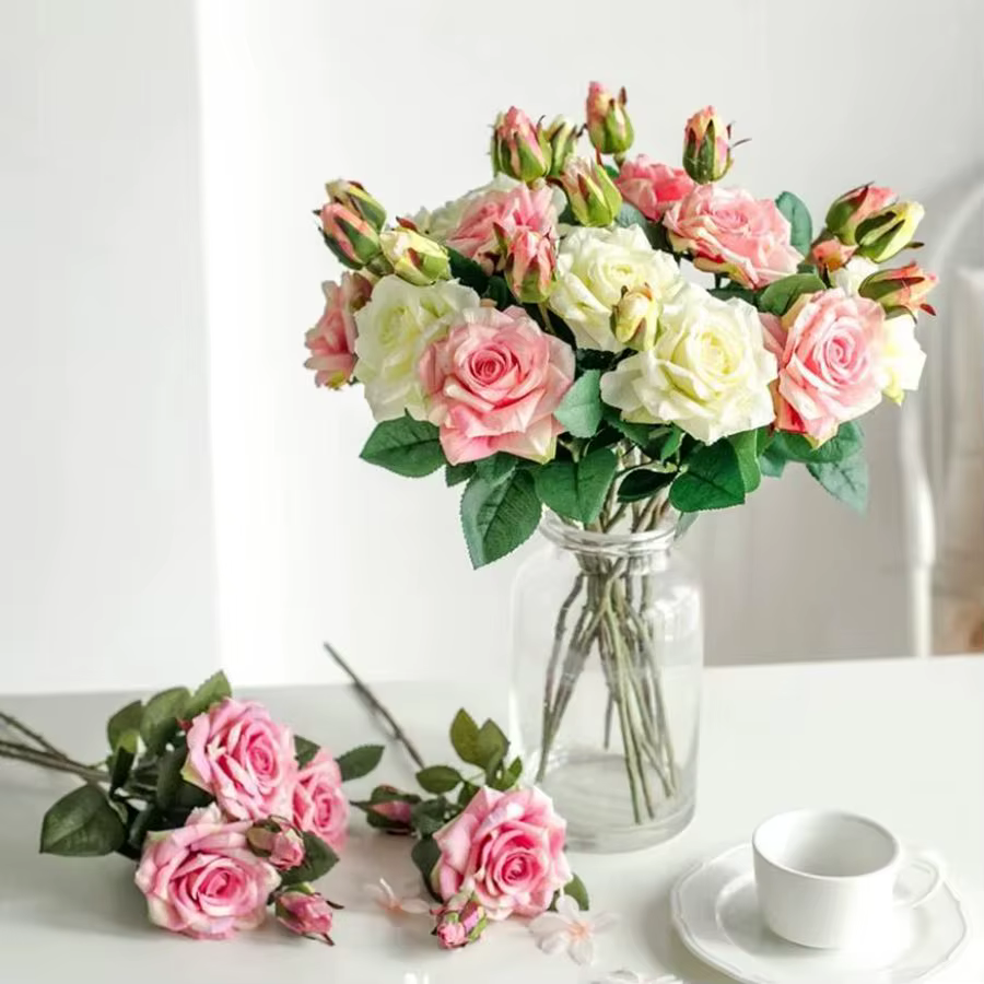 Fleurs artificielles grandes roses