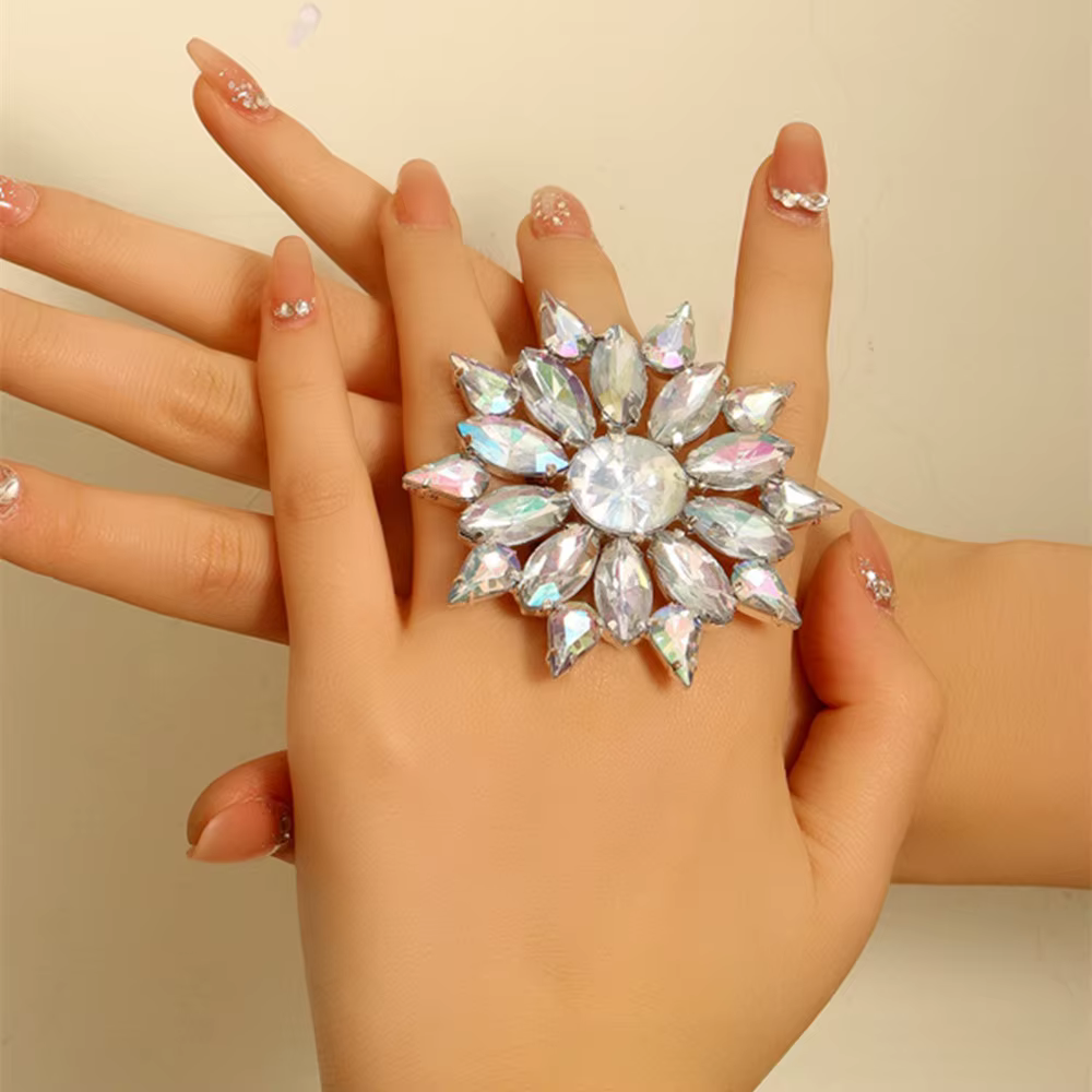 Bague ouverte réglable en forme de fleur, diamant d'eau coloré, goutte d'eau, accessoire de dîner, personnalité exagérée