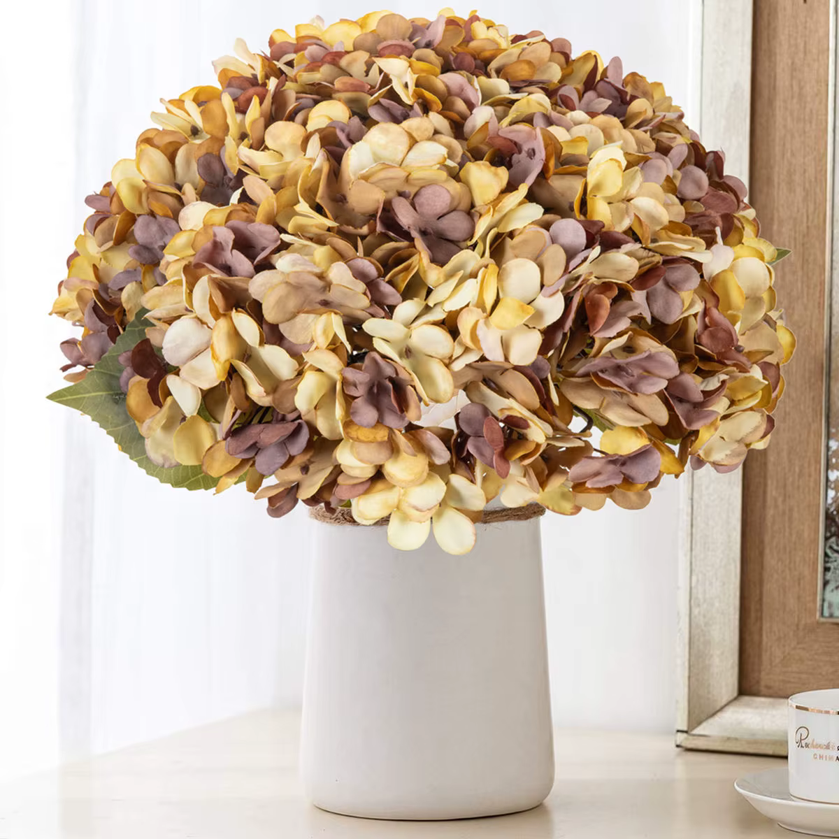 Fleurs d'hortensia simulées