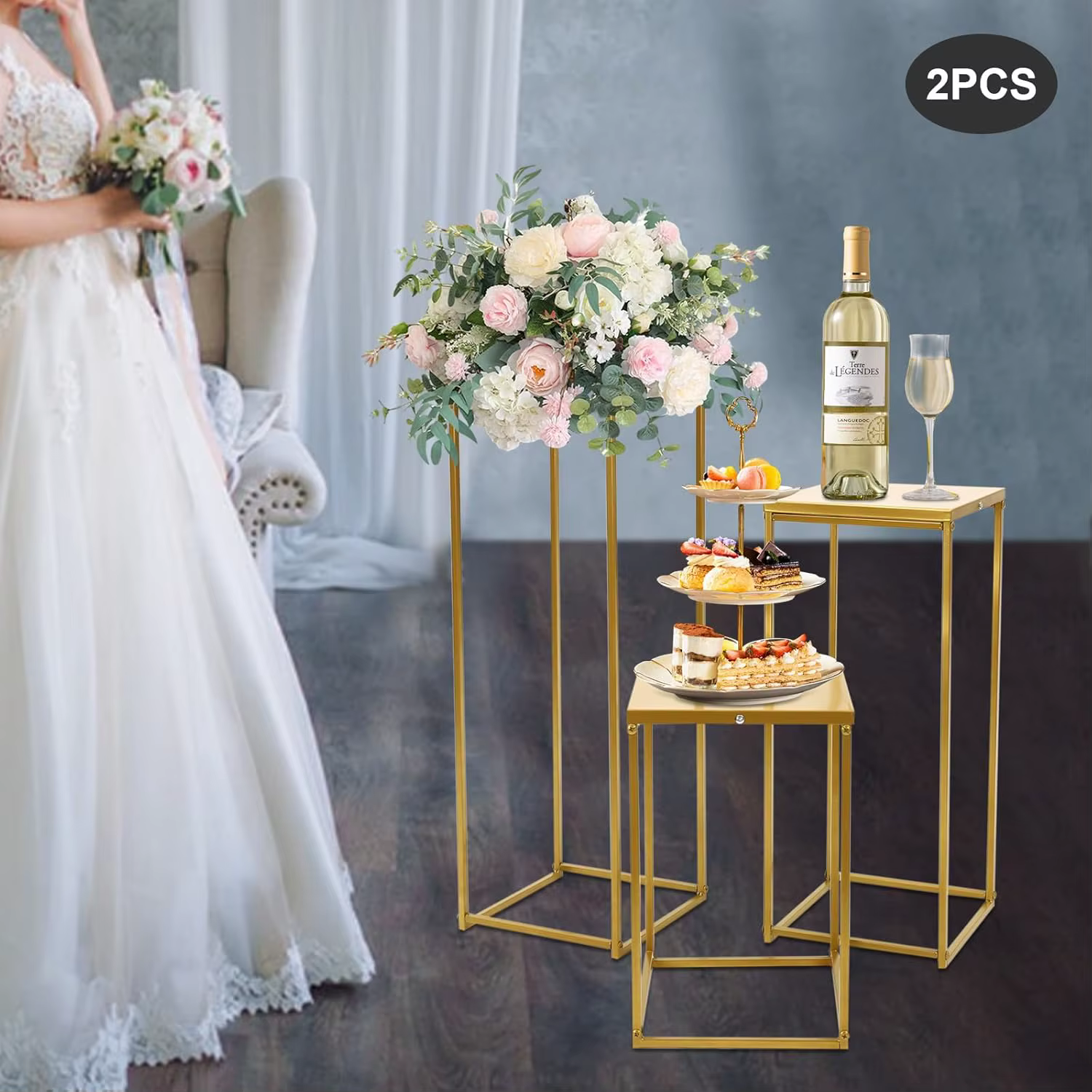 Supports floraux dorés pour décorations de mariage