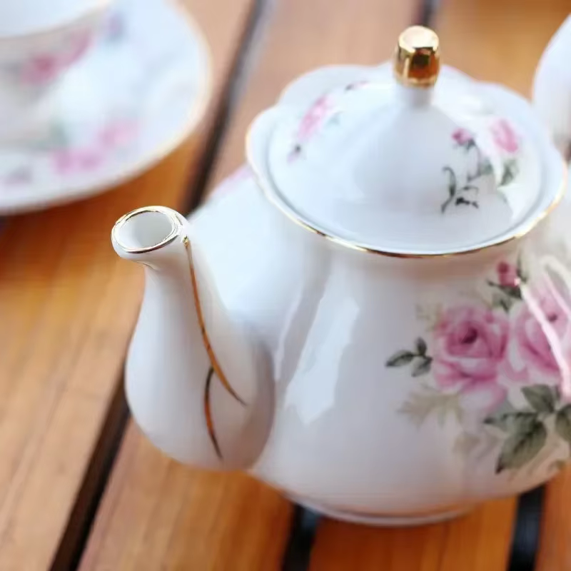 Noble Bone China 500ML théière camélia rose Pot café ensemble maison qualité haute porcelaine bouilloire fête pichet