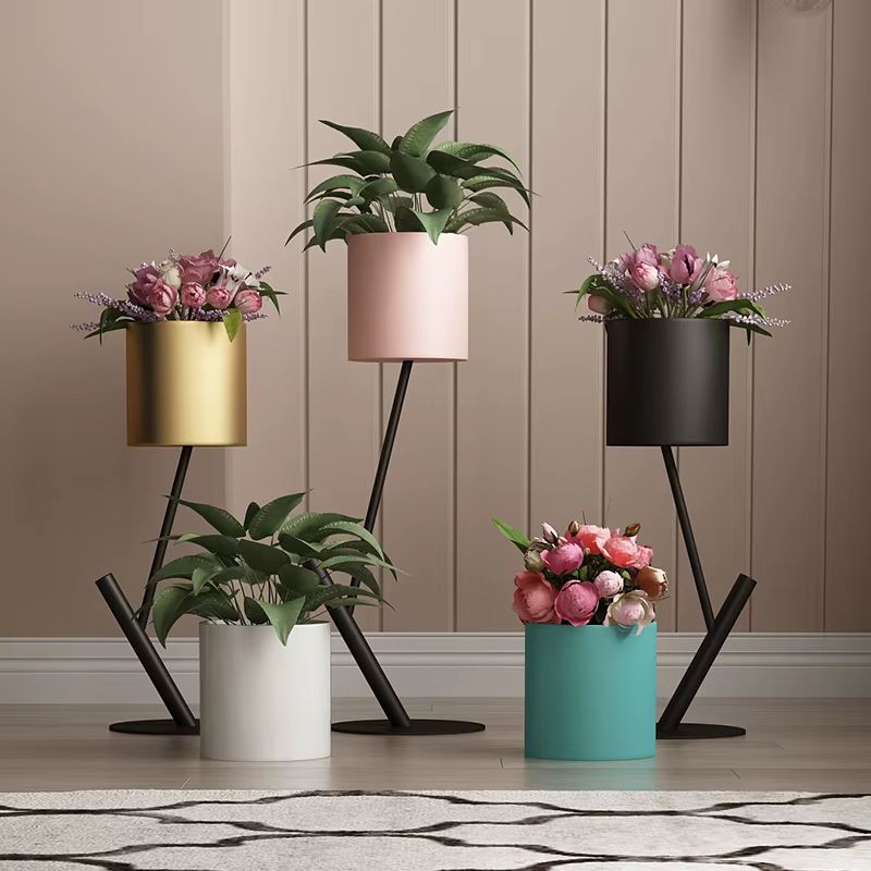 Support de fleurs en fer nordique