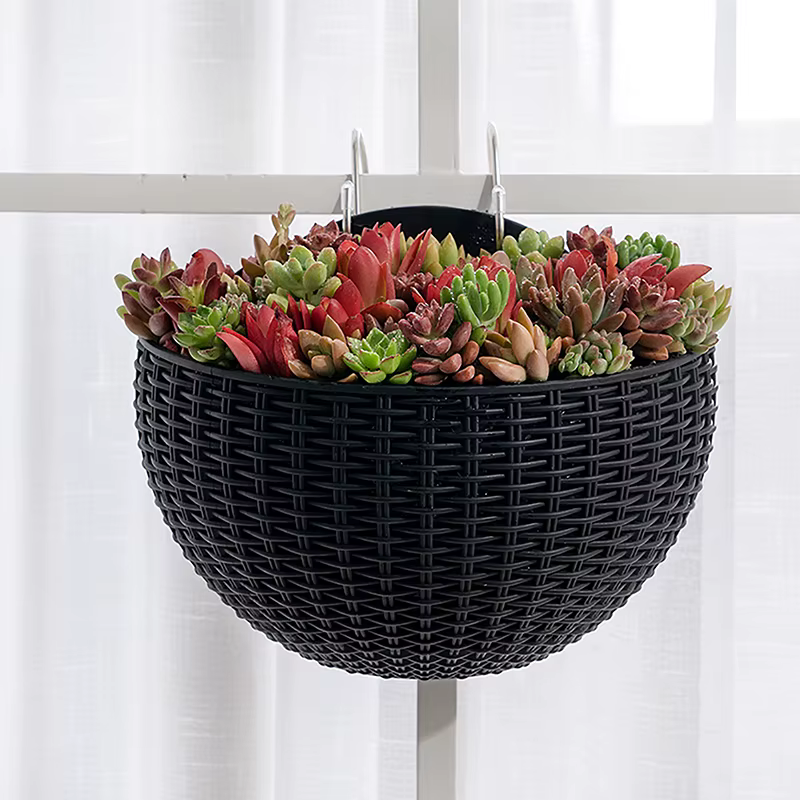 Pot de fleur mural en plastique exquis