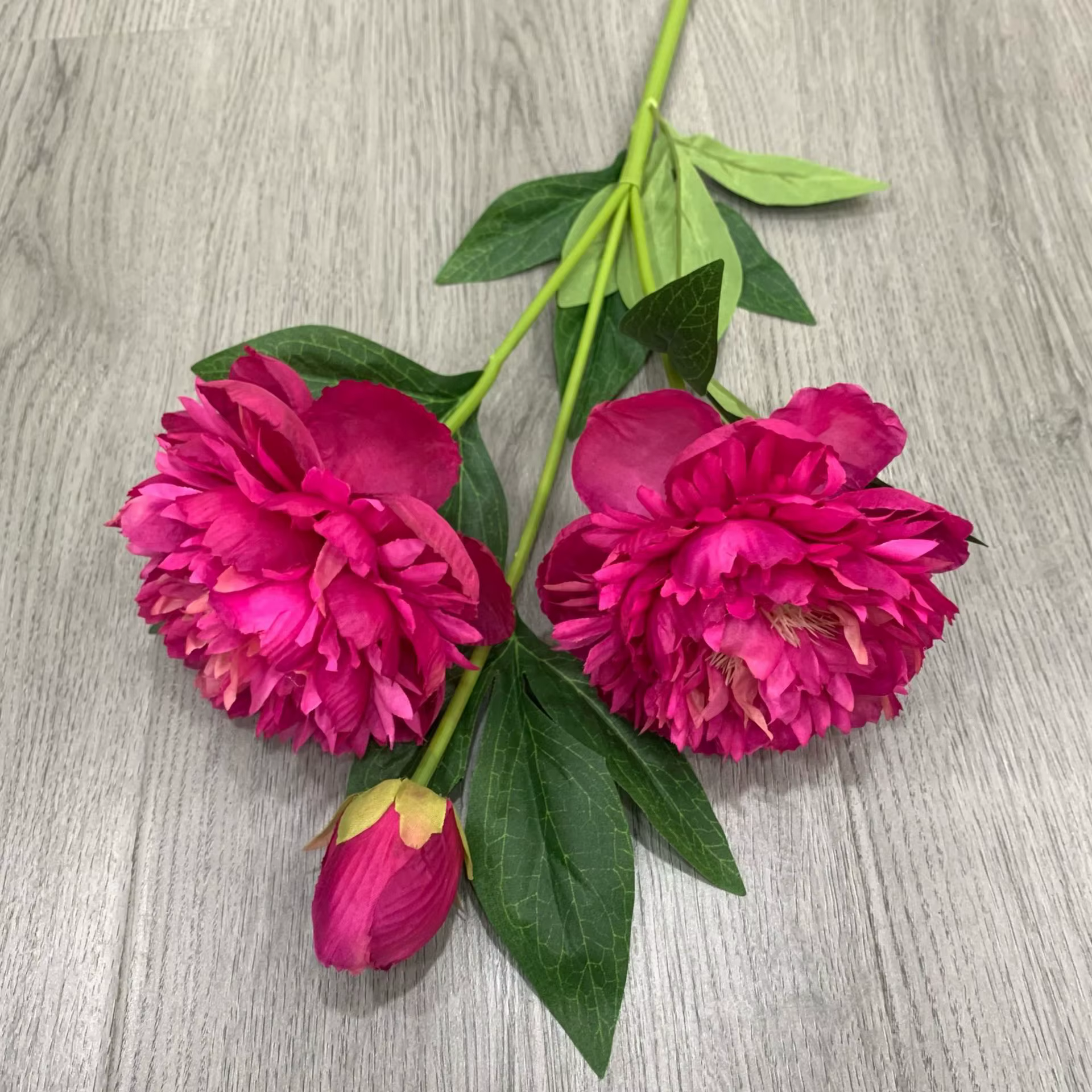 Réaliste 3 têtes pivoine longue branche fleurs artificielles en soie maison fête décoration de mariage flores chambre