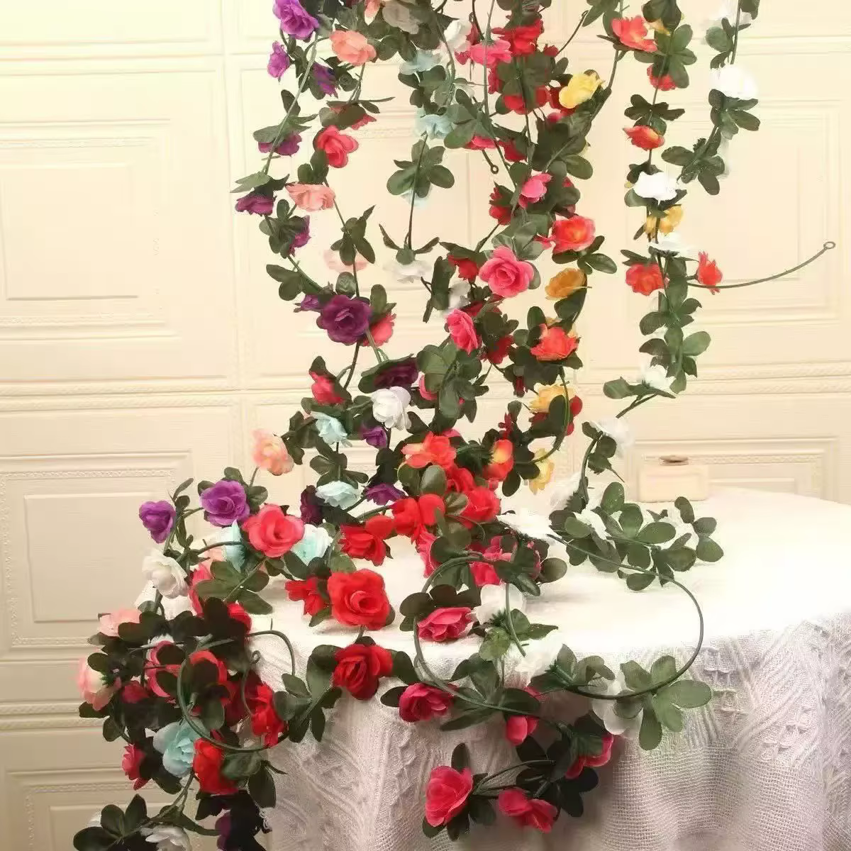 Guirlande de roses artificielles de 250 cm pour la décoration de la maison