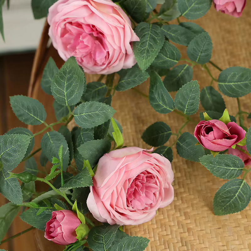 Fleurs artificielles en soie en forme de rose