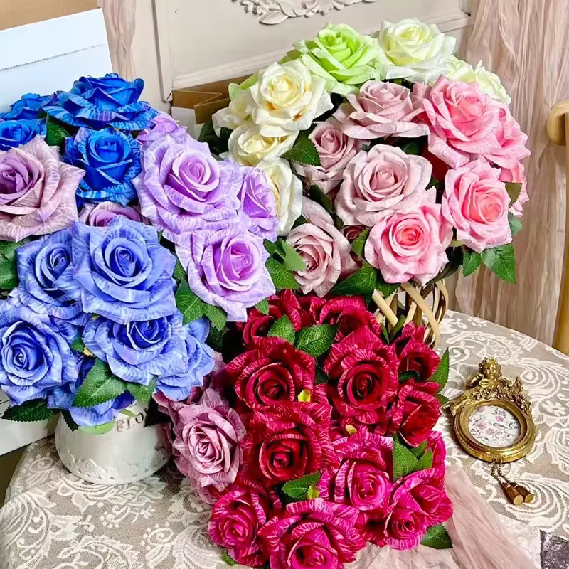 Roses de déesse artificielles en soie