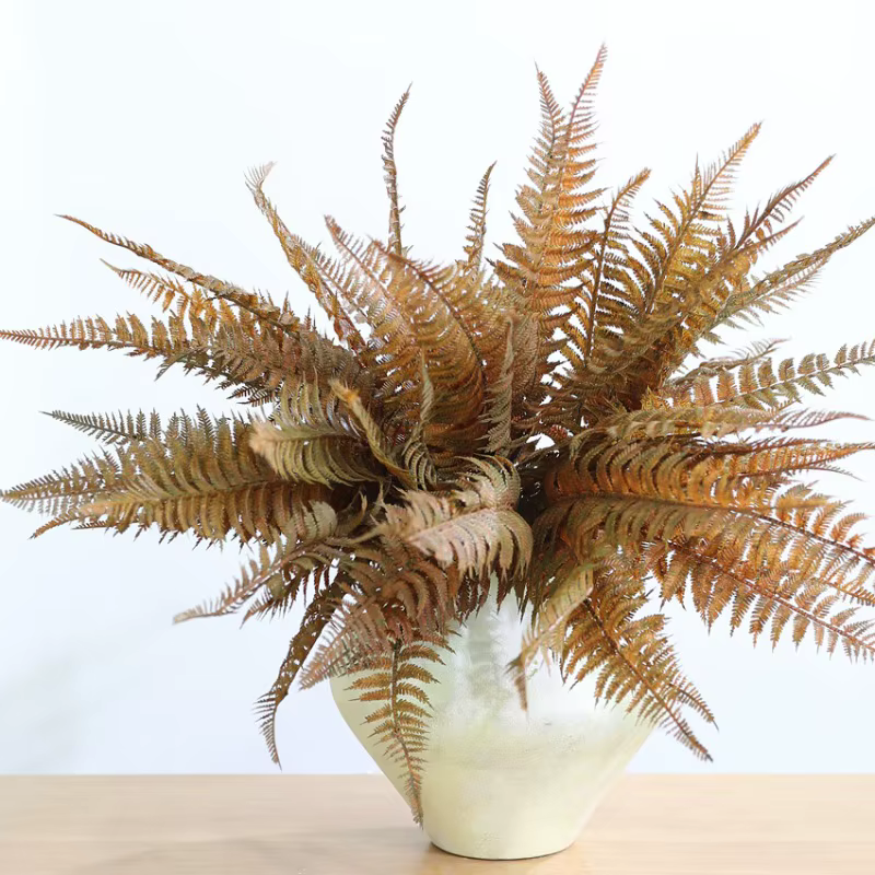 Plante verte artificielle en plastique