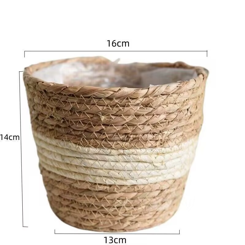 Pot de plantes à fleurs en herbe tissée
