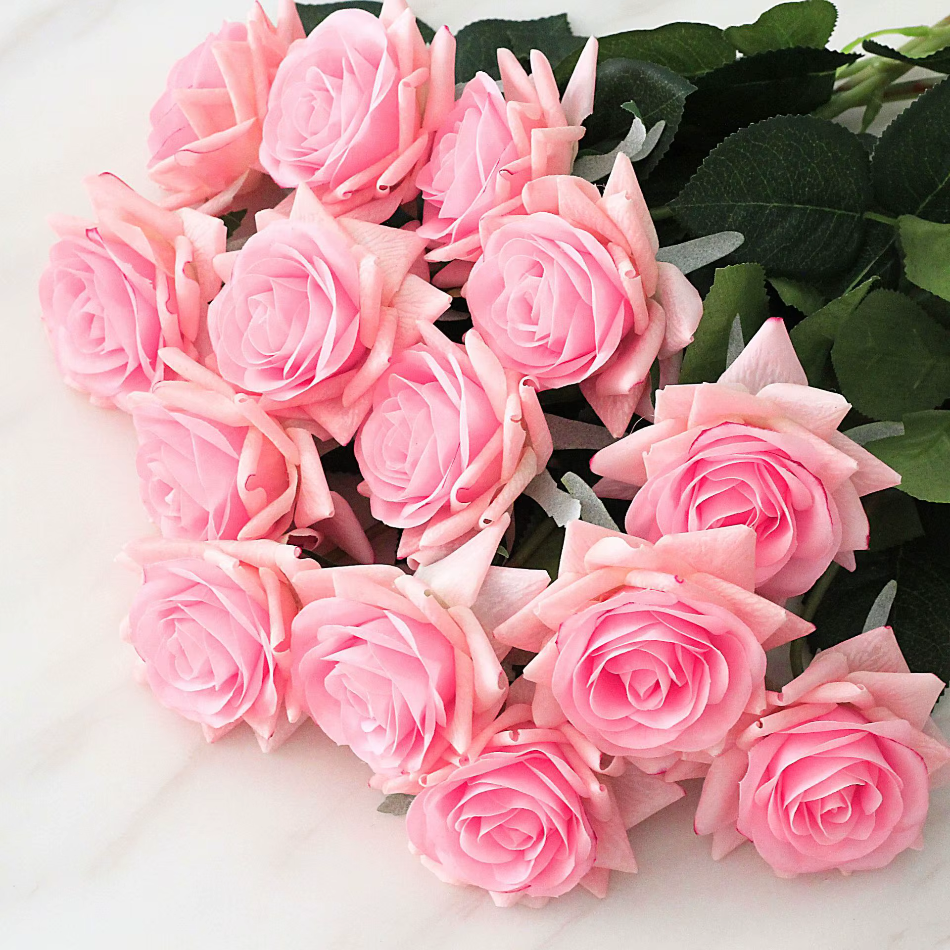 15 pièces de fleurs artificielles