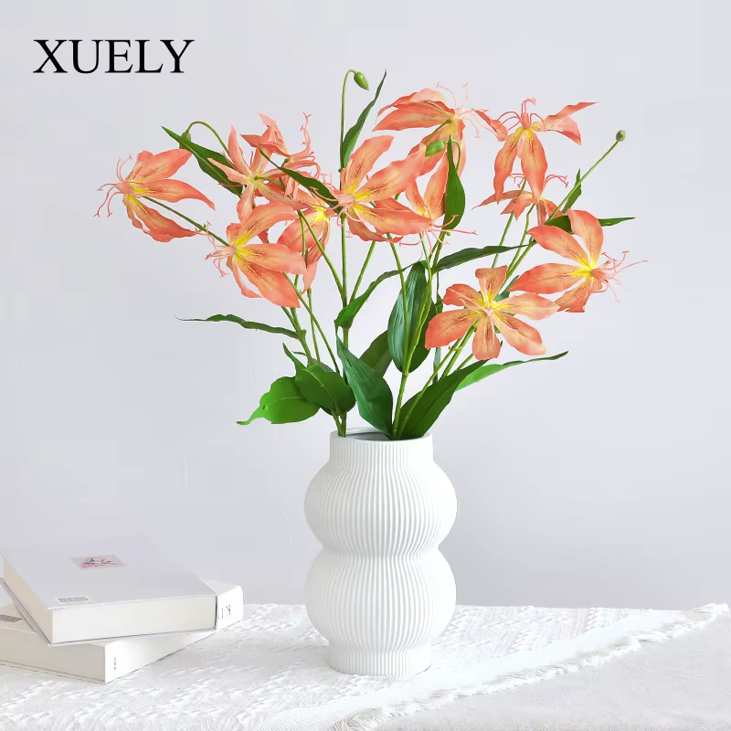Fausse fleur de lys flammé imprimé en 3D