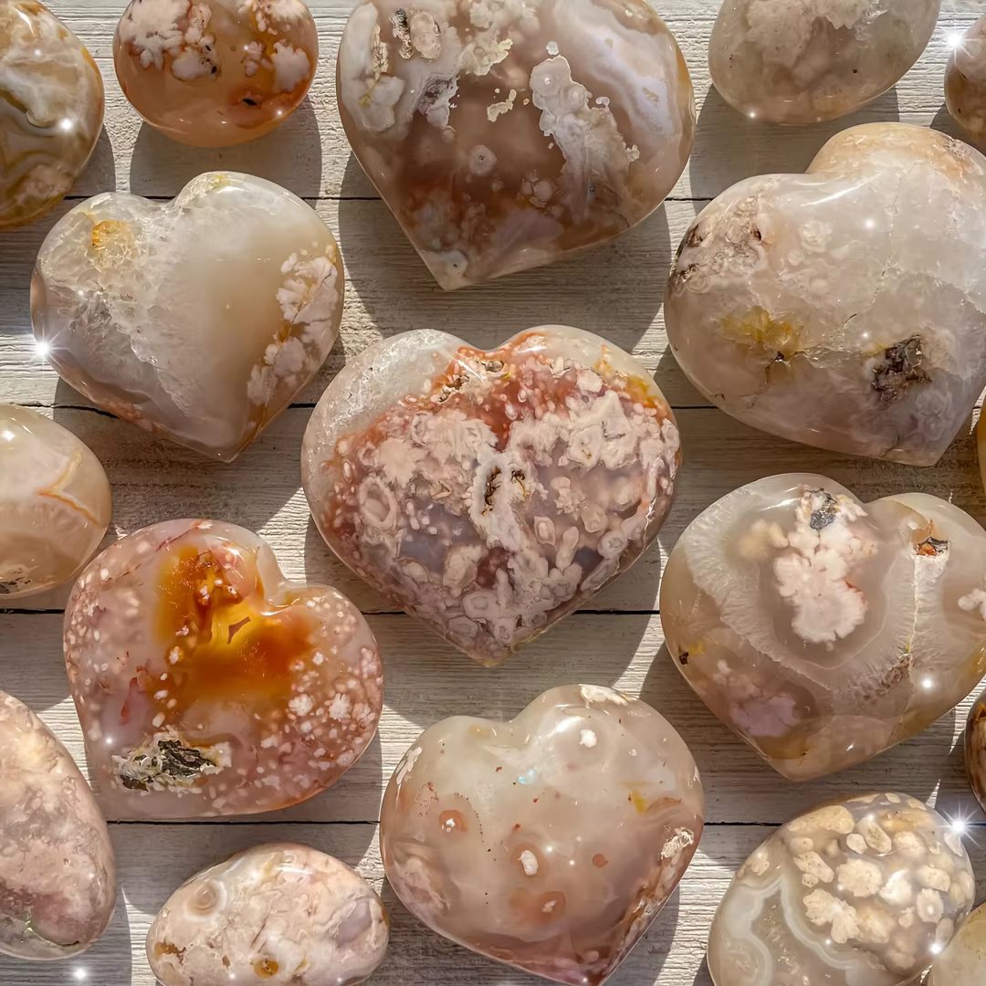 1 pièce de pierre de palmier en forme de cœur en agate fleurie, ornements quotidiens de couleur claire, cadeaux de vacances et d'anniversaire