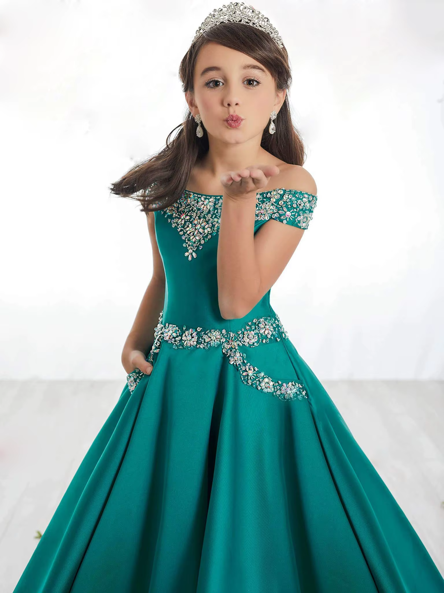 Robes de reconstitution historique vert émeraude pour les tout-petits, robe de demoiselle d'honneur initiée, robe de Rhperlée, robe de soirée d'anniversaire, poches, mariage